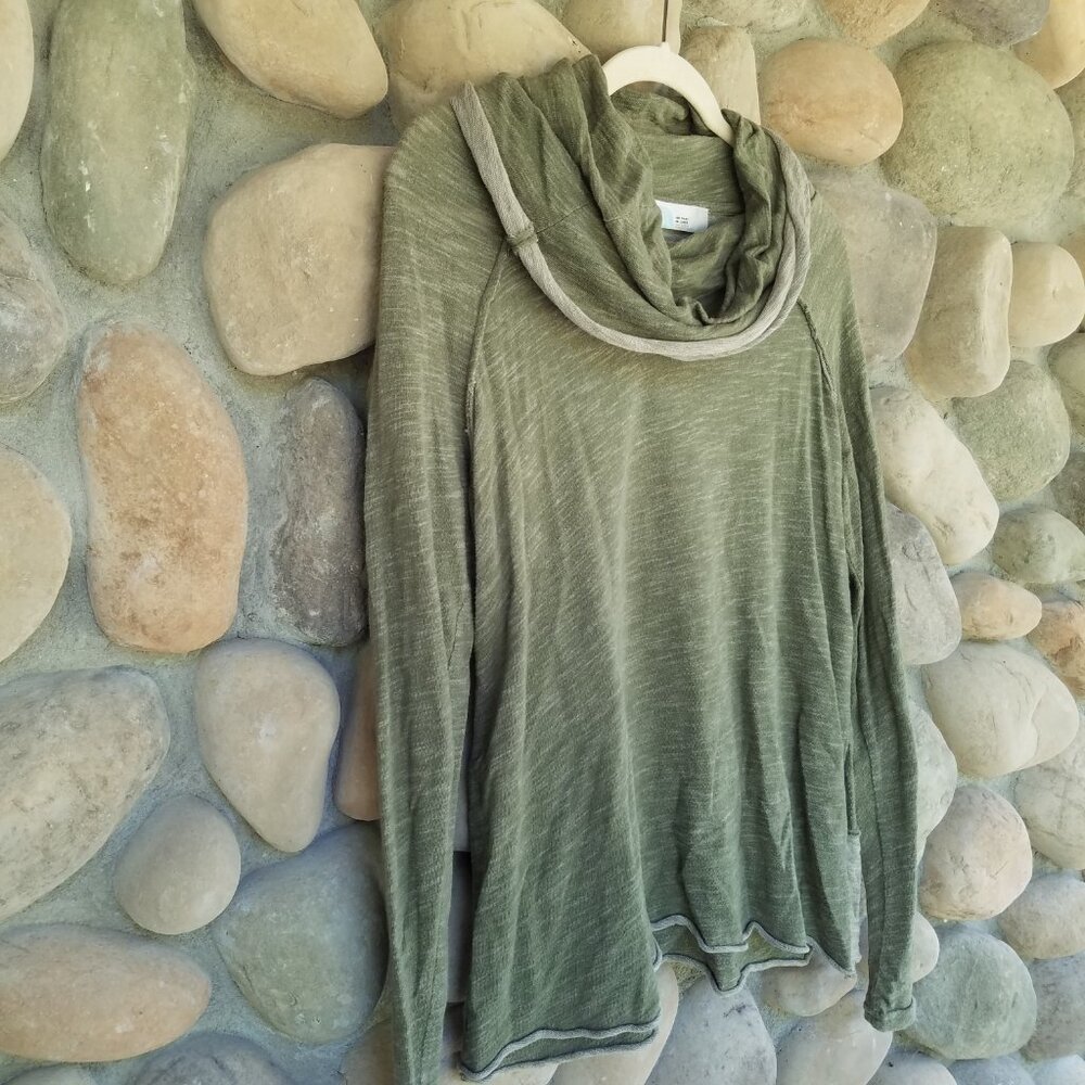 FREE PEOPLE Olive Green Cowl Neck Pull-Over Sweater ONE BODY UN Corp